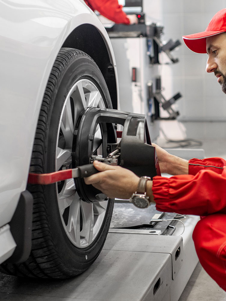 Four wheel alignment